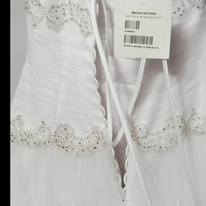 Maggie Sottero Wedding Dress